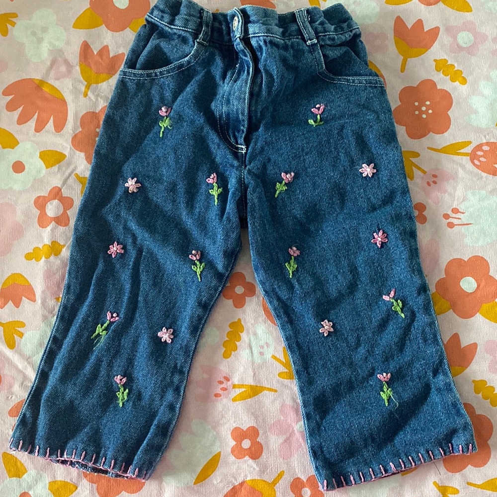 Flower embroidered jeans